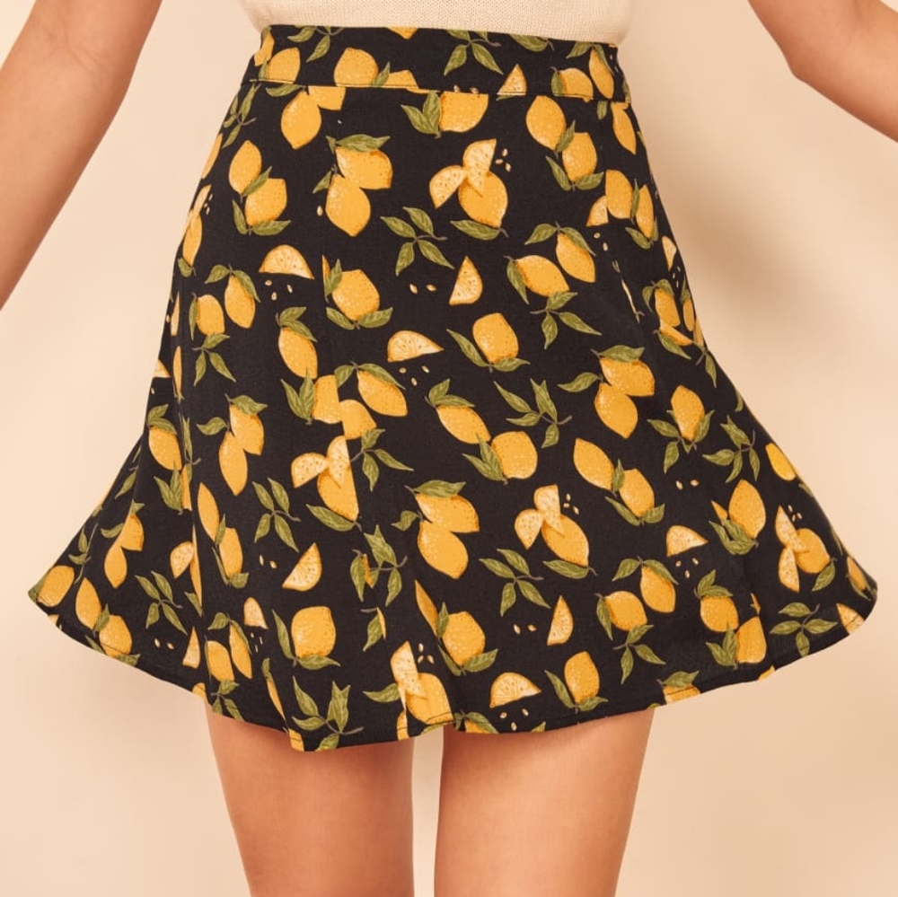 Reformation Flounce Skirt in Lemon Drop NWOT